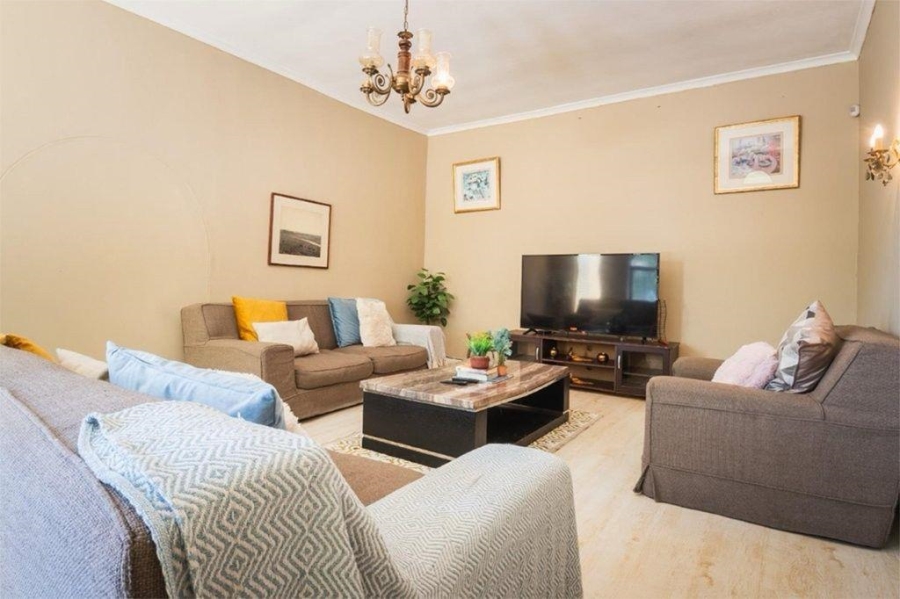 3 Bedroom Property for Sale in Hoogstede Western Cape